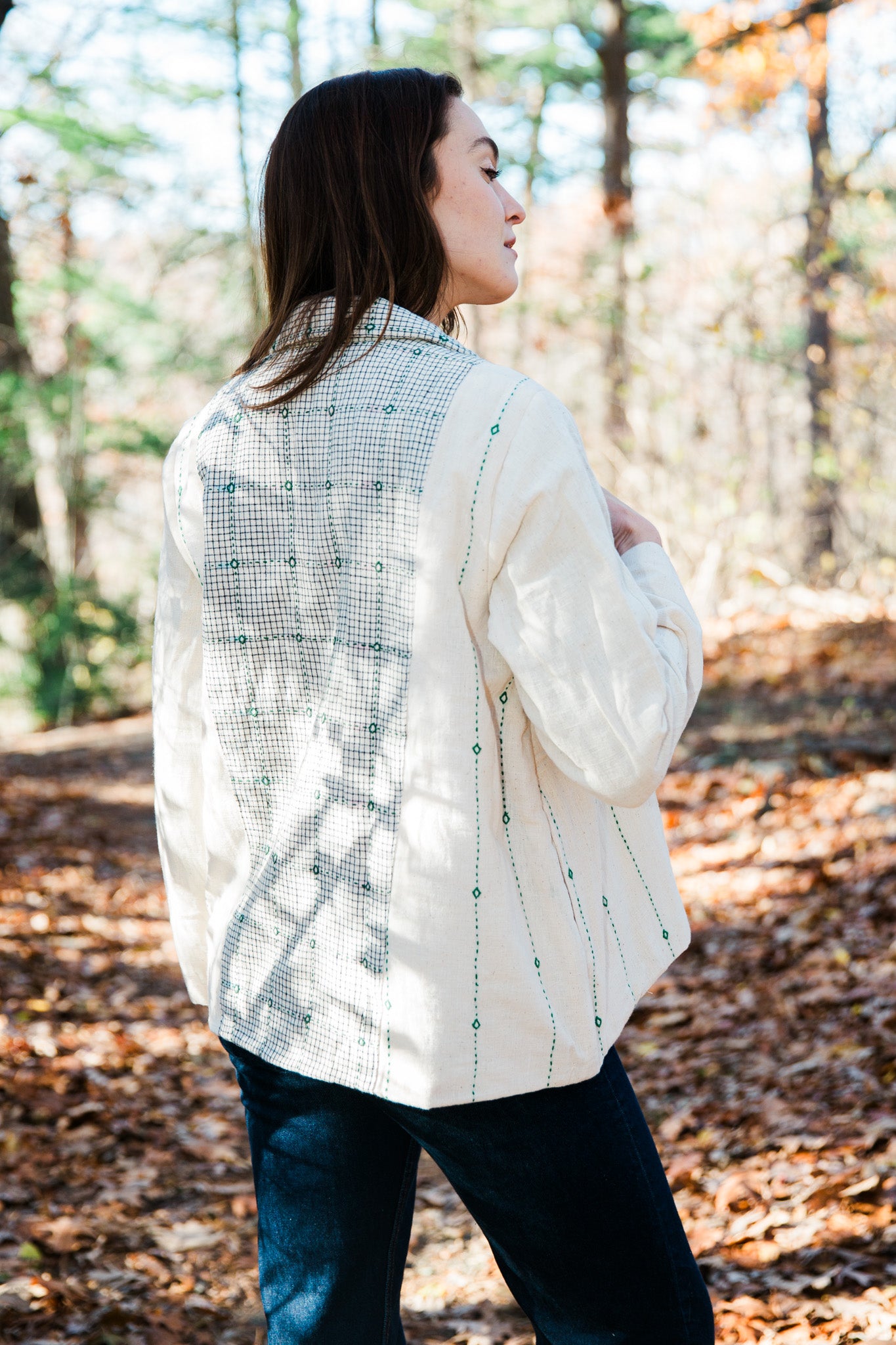 back view of a white cotton handloom jacket from Kutch, Gujarat